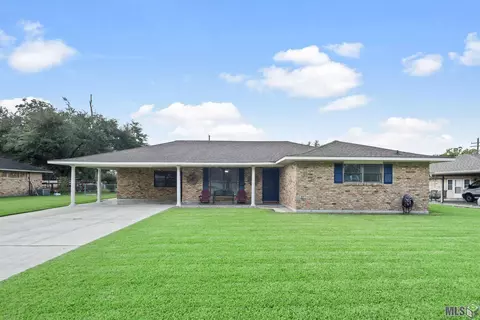 1131 E Rome St, Gonzales, LA 70737