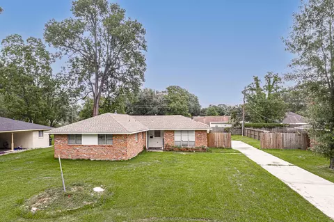 1528 San Jauquin Dr, Baton Rouge, LA 70815
