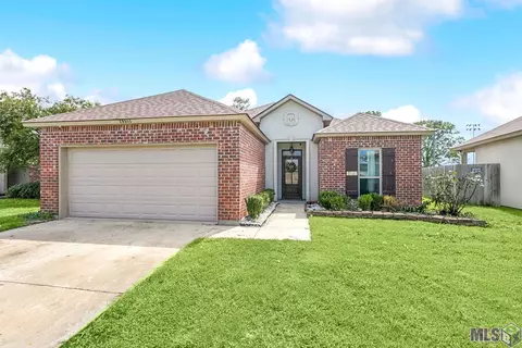 29551 Tiger Dr, Denham Springs, LA 70726
