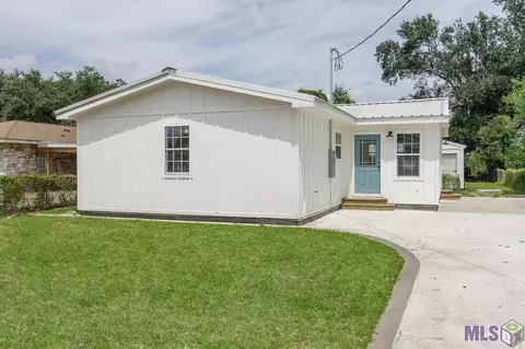 120 Foley Ave, Napoleonville, LA 70390