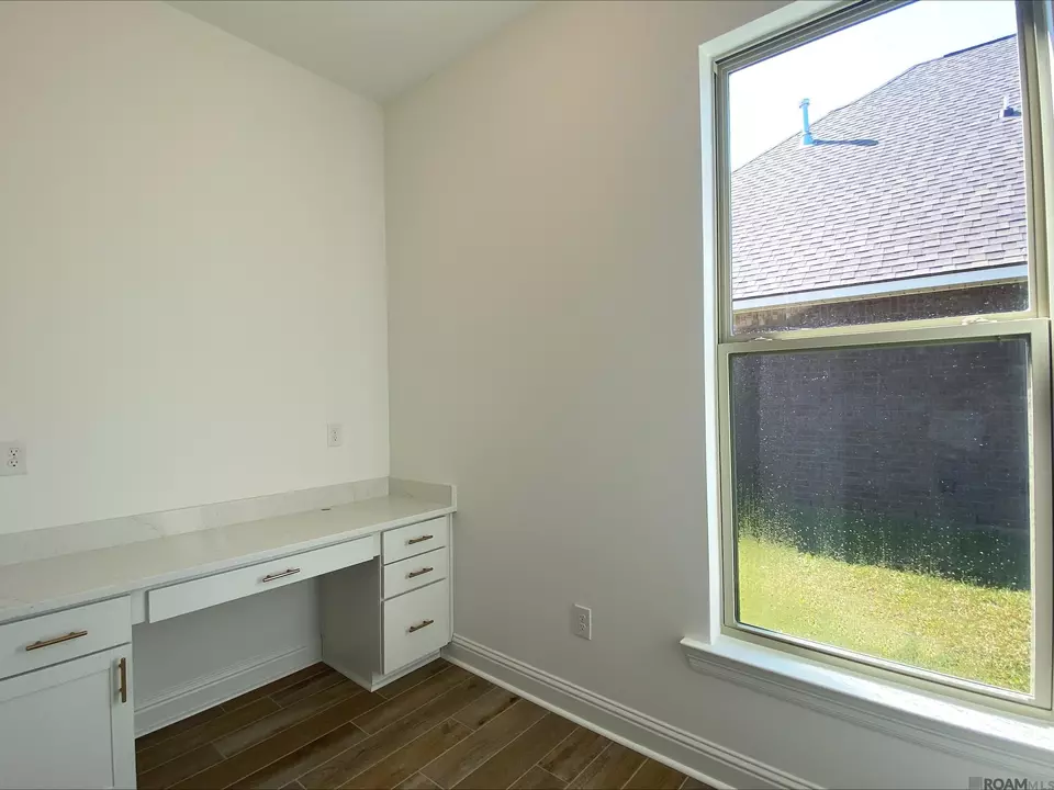  9841 Richford Dr, Denham Springs, LA 70726 photo 5