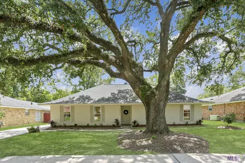 1523 Chevelle Dr, Baton Rouge, LA 70806