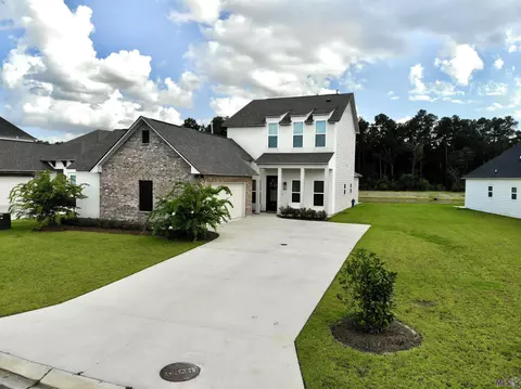 9650 S Creek Dr, Denham Springs, LA 70726
