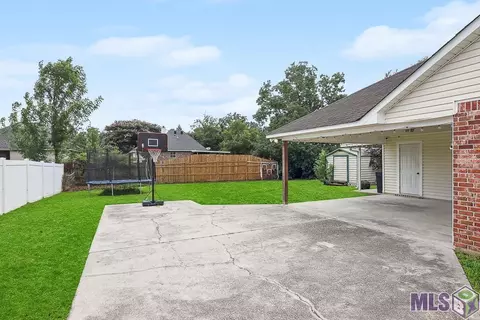 13635 S S Trce, Walker, LA 70785 photo 3