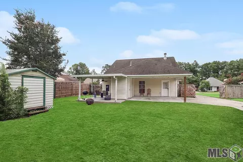 13635 S S Trce, Walker, LA 70785 photo 6