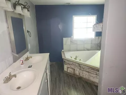 9435 Pettit Rd, Baker, LA 70714 photo 17