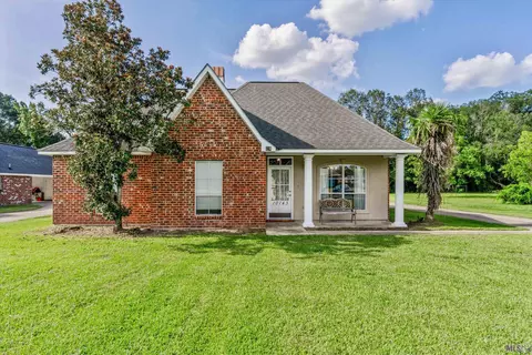 10143 Carter Hills Ave, Denham Springs, LA 70726