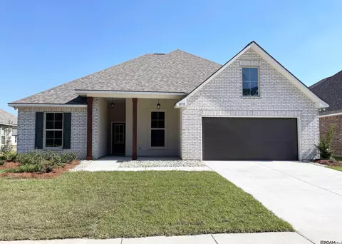 18732 Corlis Green Dr, Zachary, LA 70791