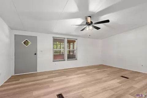 13920 Achord Ln, Walker, LA 70785 photo 5
