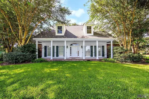121 Breaux St, Raceland, LA 70394