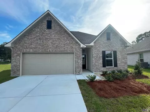 11325 Wiles Dr, Denham Springs, LA 70726