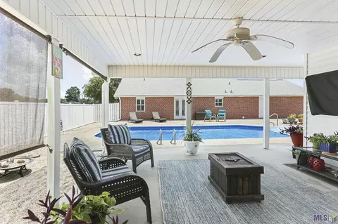 108 Tiffany St, Plattenville, LA 70393
