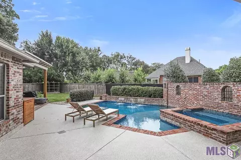 380 S Club Ave, Saint Gabriel, LA 70776