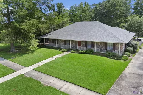 3718 Woodland Ridge Blvd, Baton Rouge, LA 70816