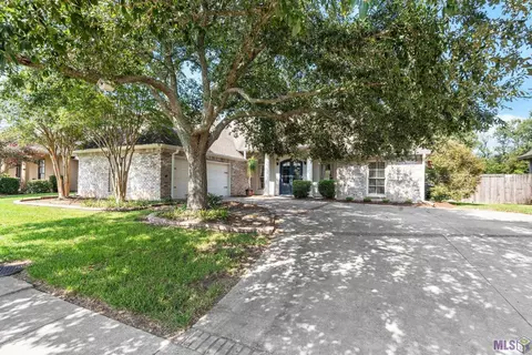 18164 Lake Harbor Ln, Prairieville, LA 70769