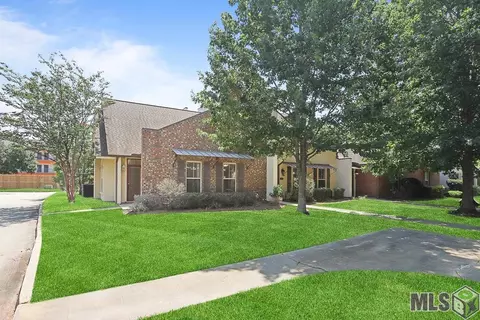 11110 Boardwalk Dr #27, Baton Rouge, LA 70816