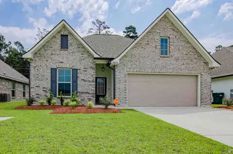 26853 Elmcrest Dr, Denham Springs, LA 70726