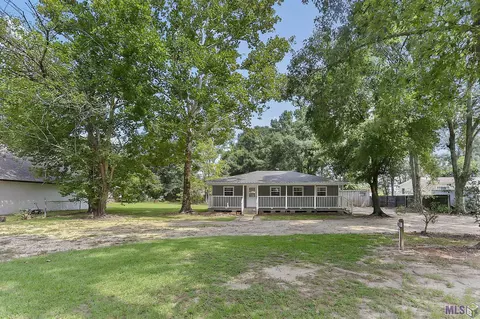 9227 Arleen Ave, Zachary, LA 70791
