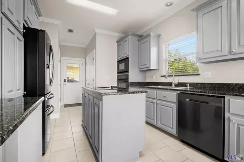 32912 Fox Run Dr, Walker, LA 70785 photo 9