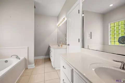 32912 Fox Run Dr, Walker, LA 70785 photo 15