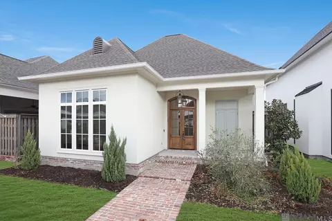 1534 Elm Row Ln, Baton Rouge, LA 70810