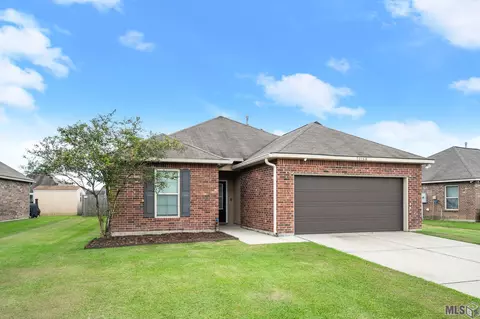 23168 Mango Dr, Denham Springs, LA 70726