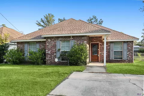 31201 Lydia St, Lacombe, LA 70445