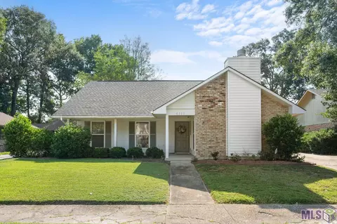 4111 Country View Dr, Baton Rouge, LA 70816