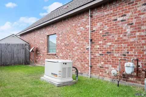 13461 Williamsburg Dr, Walker, LA 70785 photo 28