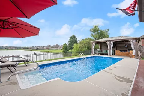 13461 Williamsburg Dr, Walker, LA 70785