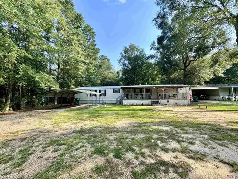 11238 Hummingbird Ln, Denham Springs, LA 70726