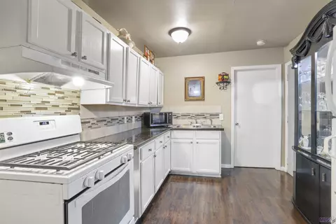 1116 N Coolidge St # A & B, Gonzales, LA 70737