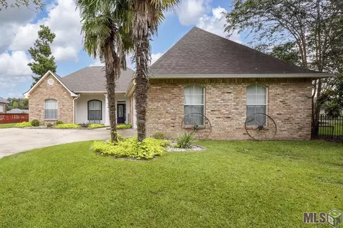 11952 River Highlands, Saint Amant, LA 70774
