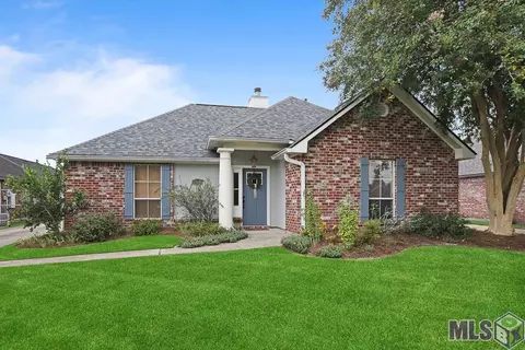 18364 Lake Myrtle Dr, Baton Rouge, LA 70817