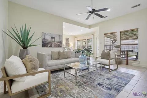 9115 Boone Dr, Baton Rouge, LA 70810