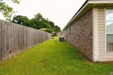 40359 Kipling Dr, Darrow, LA 70725 photo 3