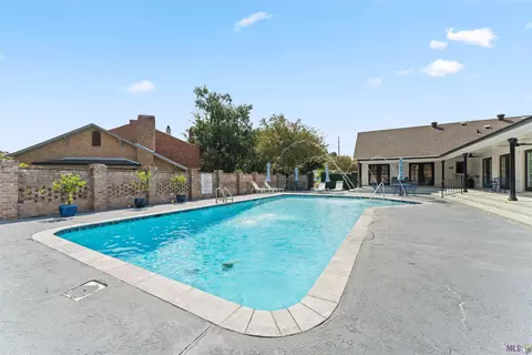 2049 W Magna Carta Pl, Baton Rouge, LA 70815