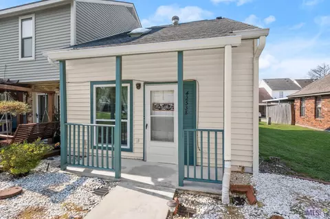 4253 Jefferson Woods Dr # E, Baton Rouge, LA 70809