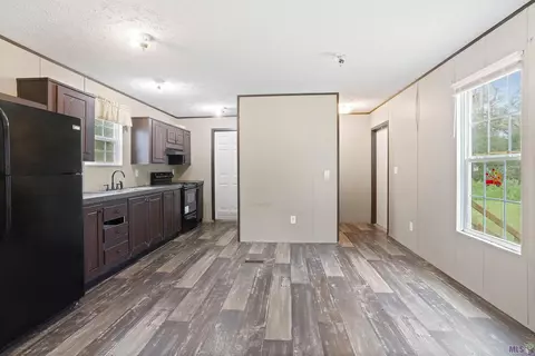 27272 Patterson Rd, Springfield, LA 70426 photo 8