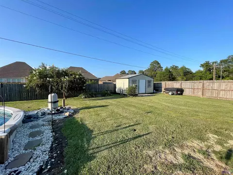 15073 Cross Gate Dr, Walker, LA 70785 photo 6