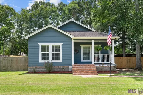 7600 Thames Dr, Denham Springs, LA 70706