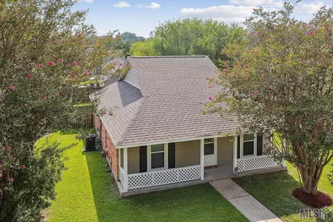 4617 Blue Ribbon Dr, Baton Rouge, LA 70814