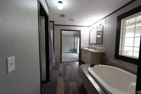 20400 La Hwy 22, Maurepas, LA 70449 photo 9