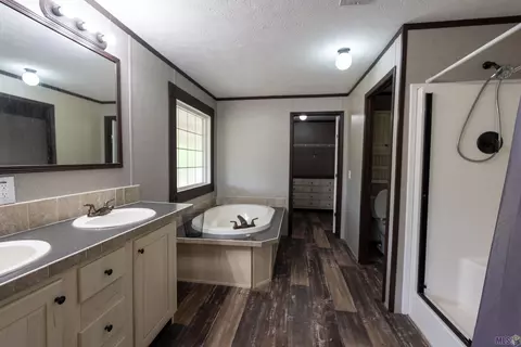 20400 La Hwy 22, Maurepas, LA 70449 photo 11