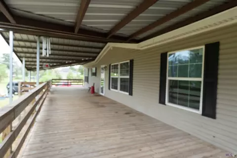 20400 La Hwy 22, Maurepas, LA 70449 photo 2