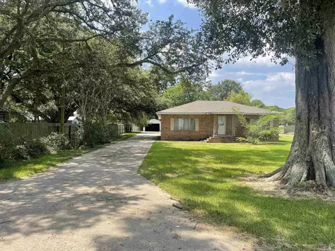 601 N Labauve Ave, Brusly, LA 70719
