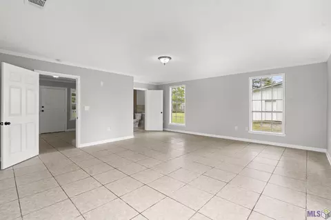 1104 Sinbad St, Baker, LA 70714 photo 5