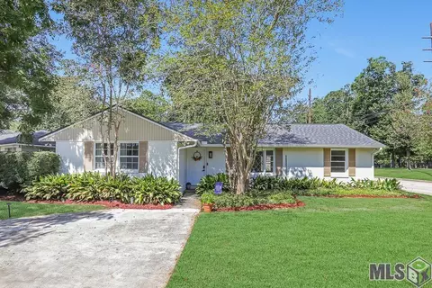 2112 E Contour Dr, Baton Rouge, LA 70809