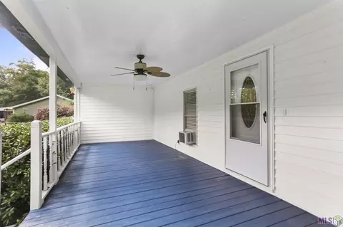 27183 Lazy Acres Rd, Walker, LA 70785 photo 2