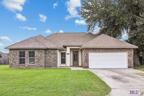 38705 Red Bud Ln, Denham Springs, LA 70706